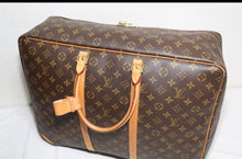 Load image into Gallery viewer, LV Siri’s bag 45
