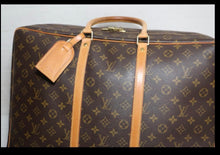 Load image into Gallery viewer, LV Siri’s bag 45
